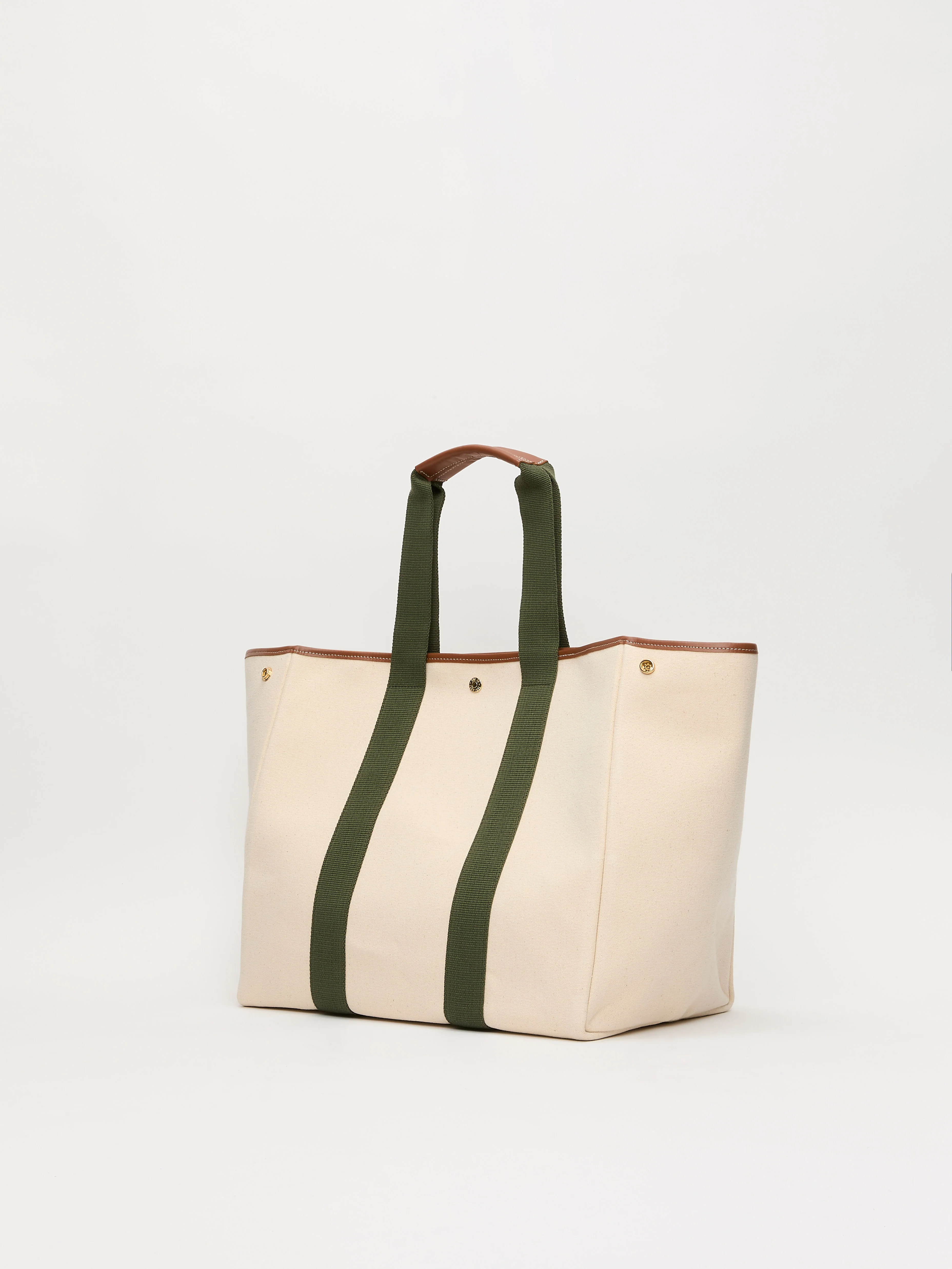 Traversée L - Essentials Military Green - Image 3