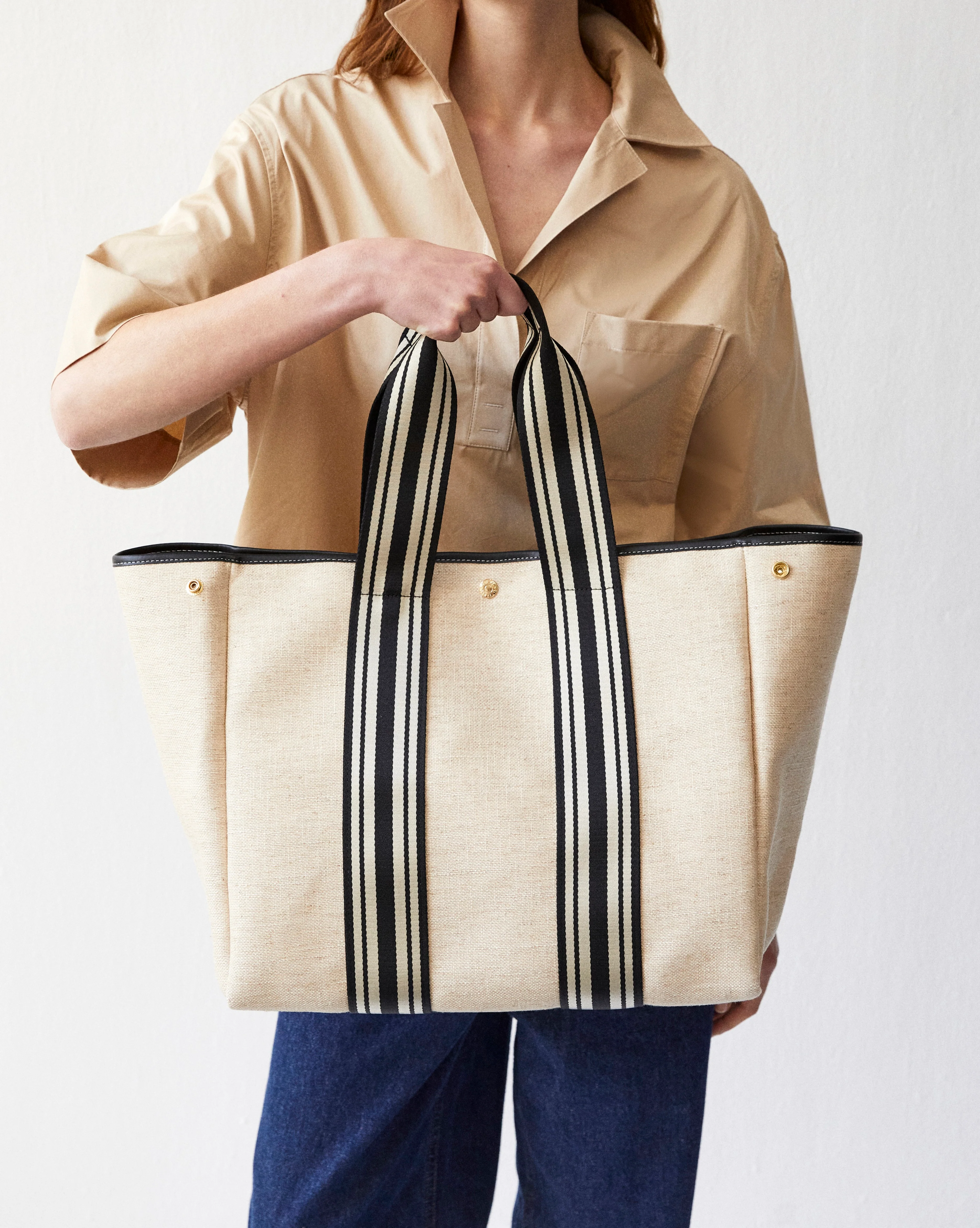 Traversée L - Linen Cream Equestrian Black - Image 4