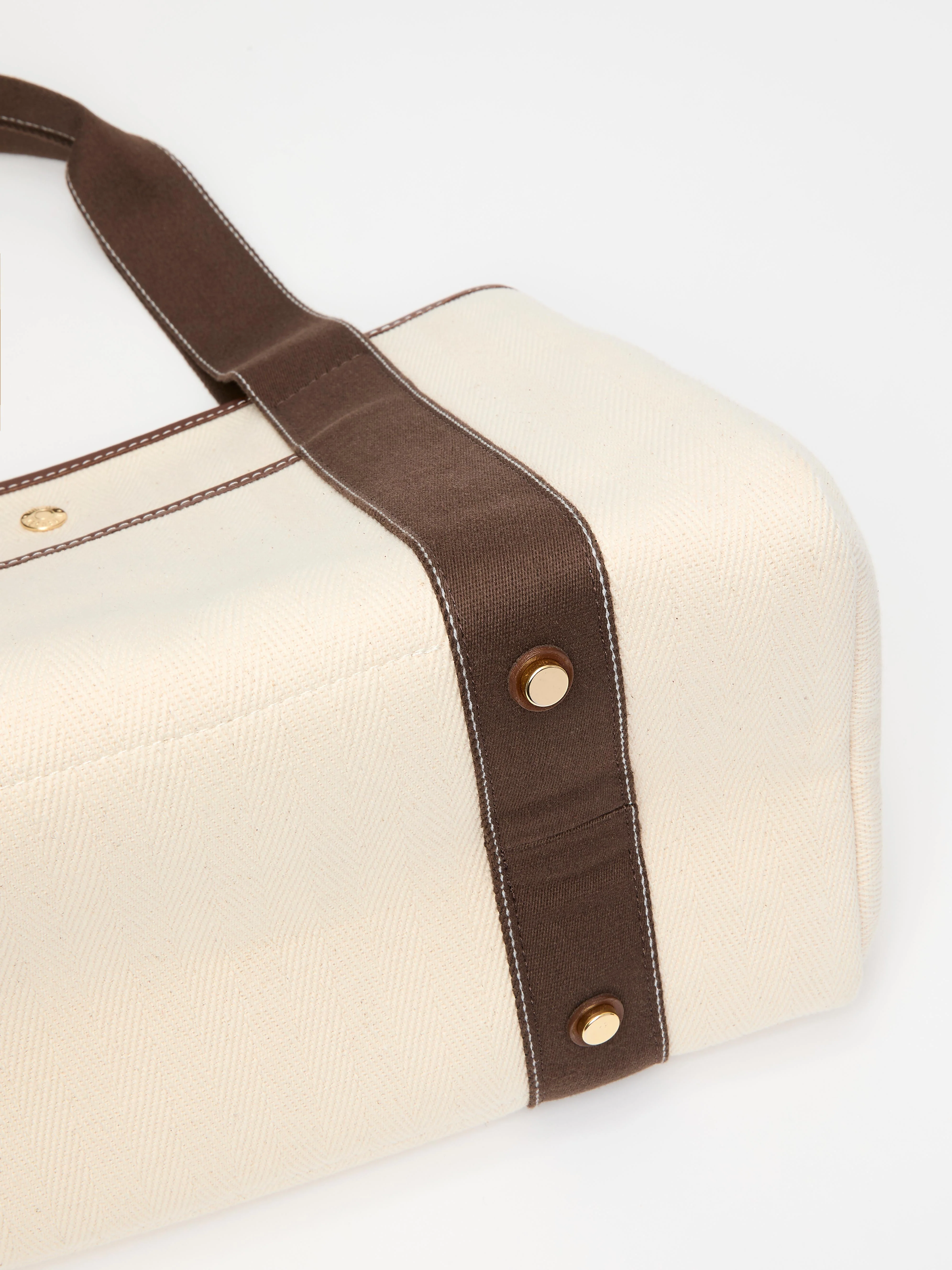 Traversée L Pocket - Verneuil Canvas White/Mini Sellier Brown - Image 6