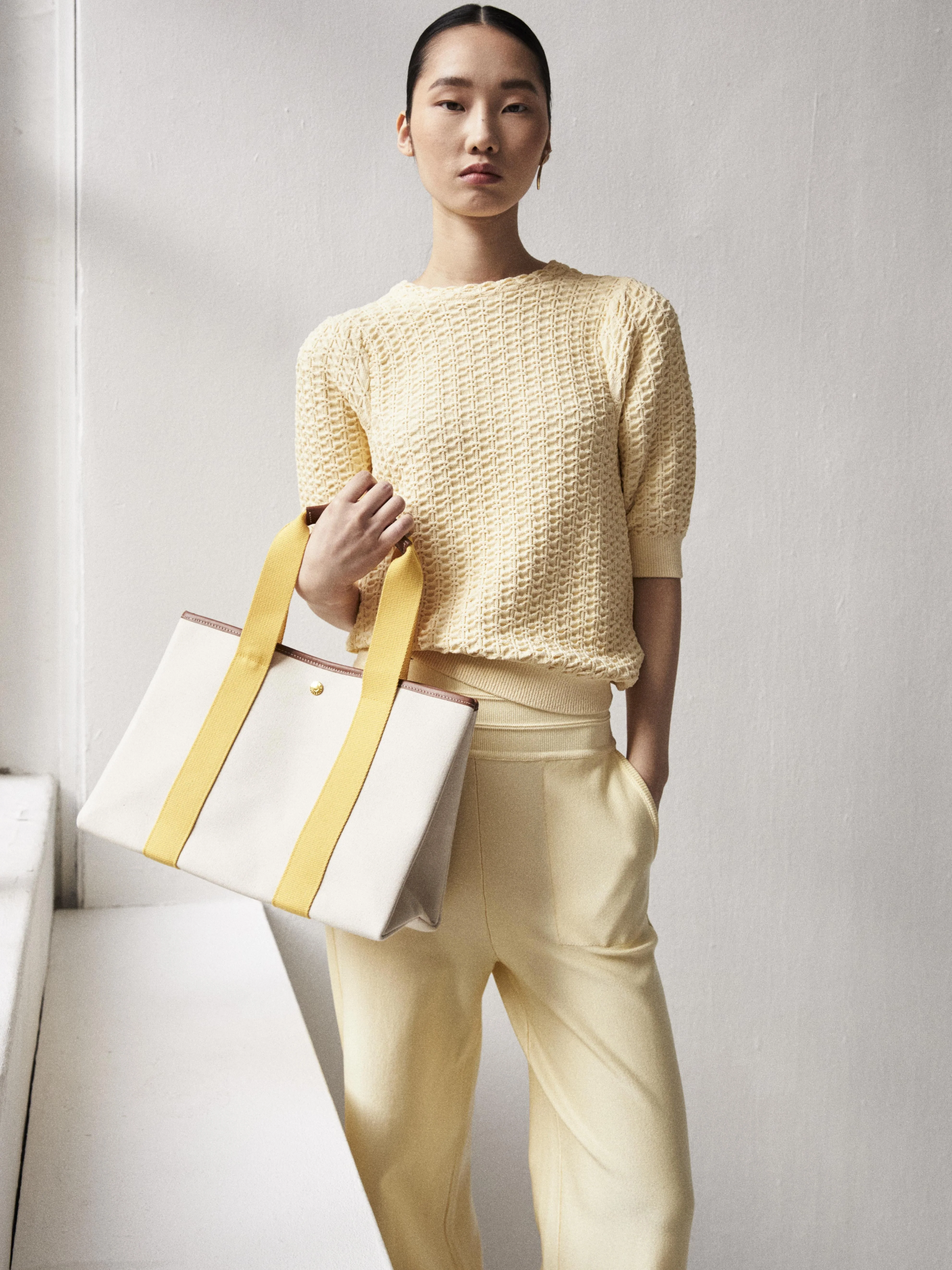 Traversée M - Essentials Yellow - Image 5