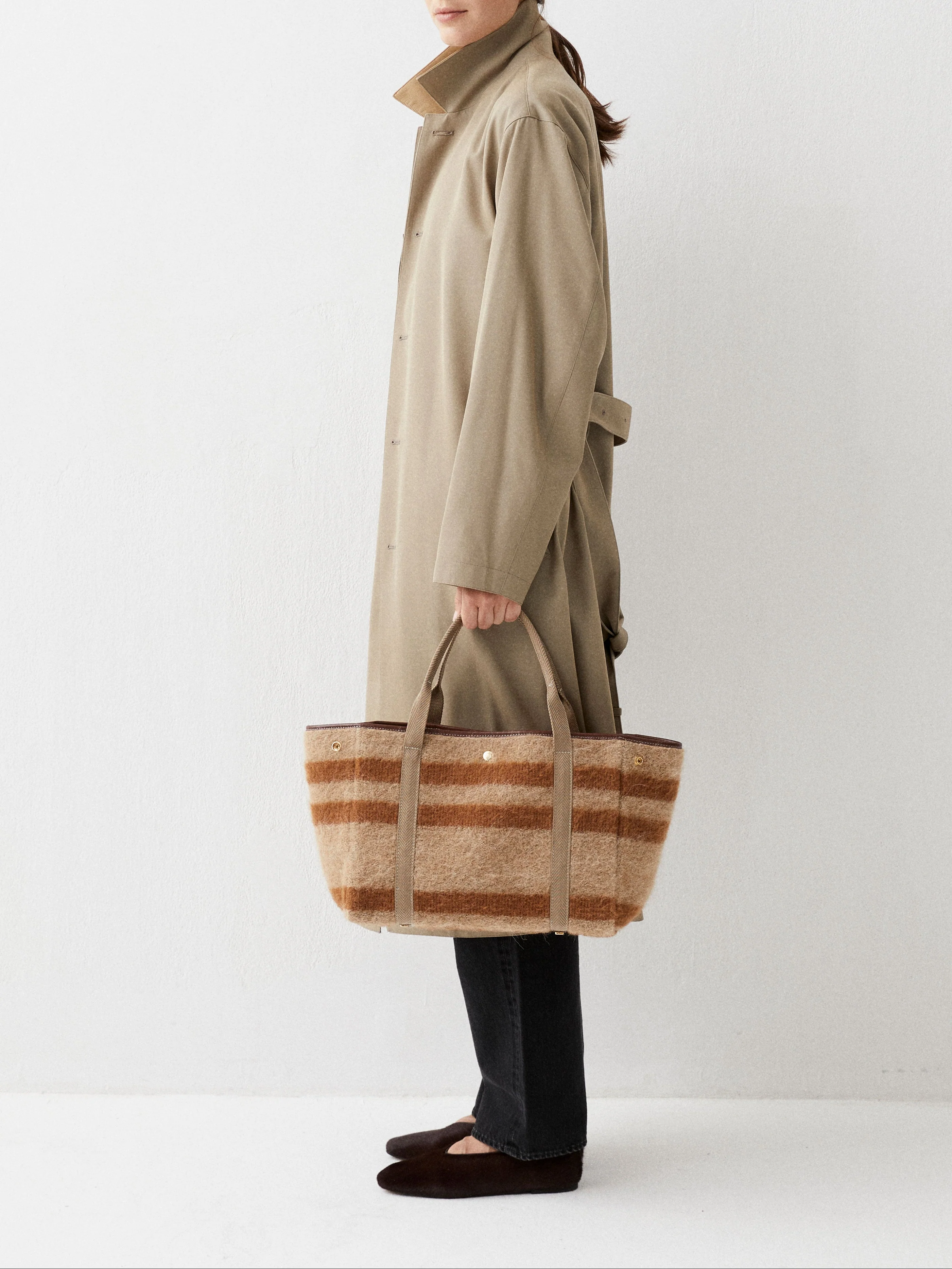 Traversée M - Mongolian Blanket Camel